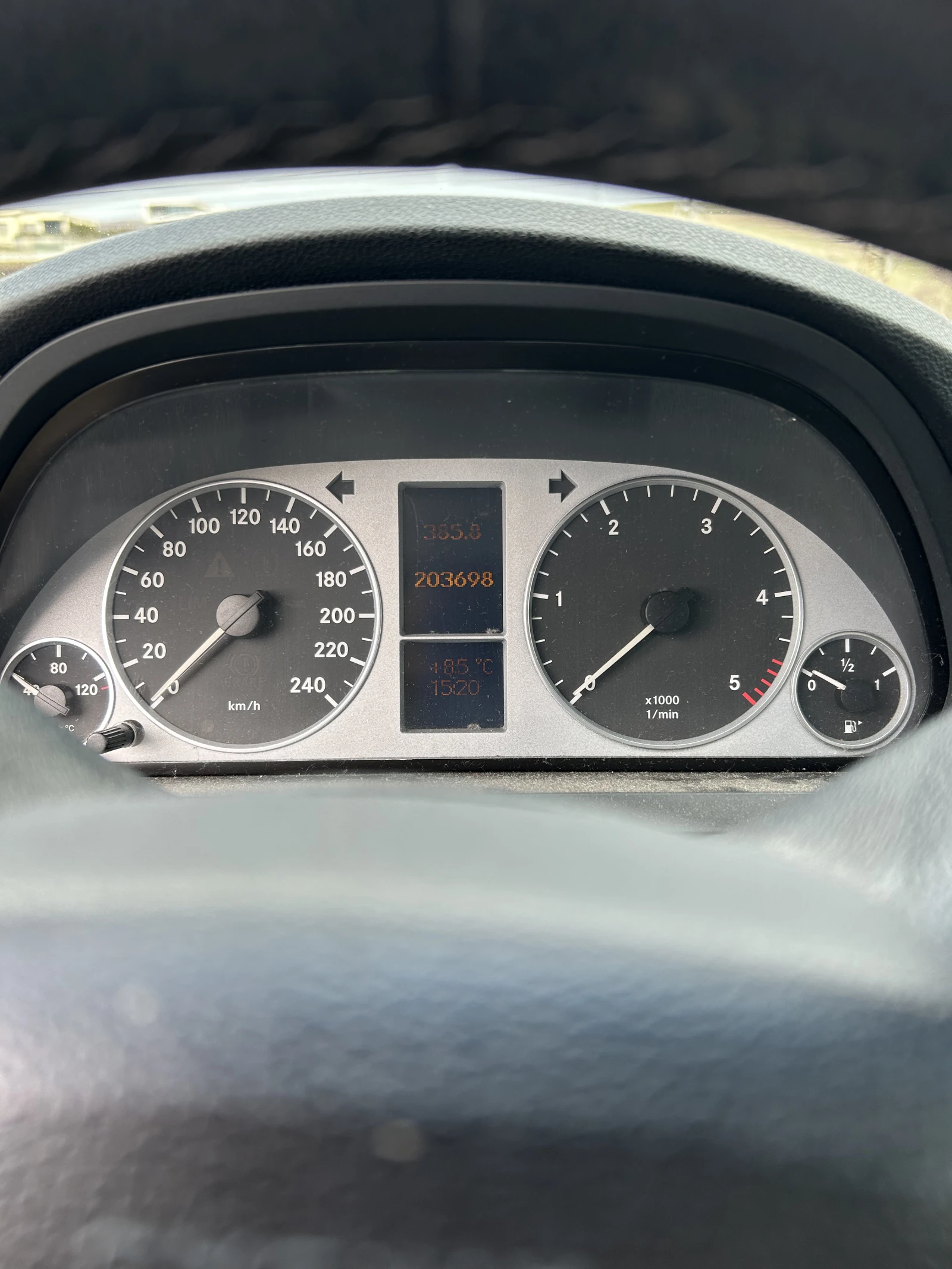 Mercedes-Benz B 180, снимка 8 - Автомобили и джипове - 53936141