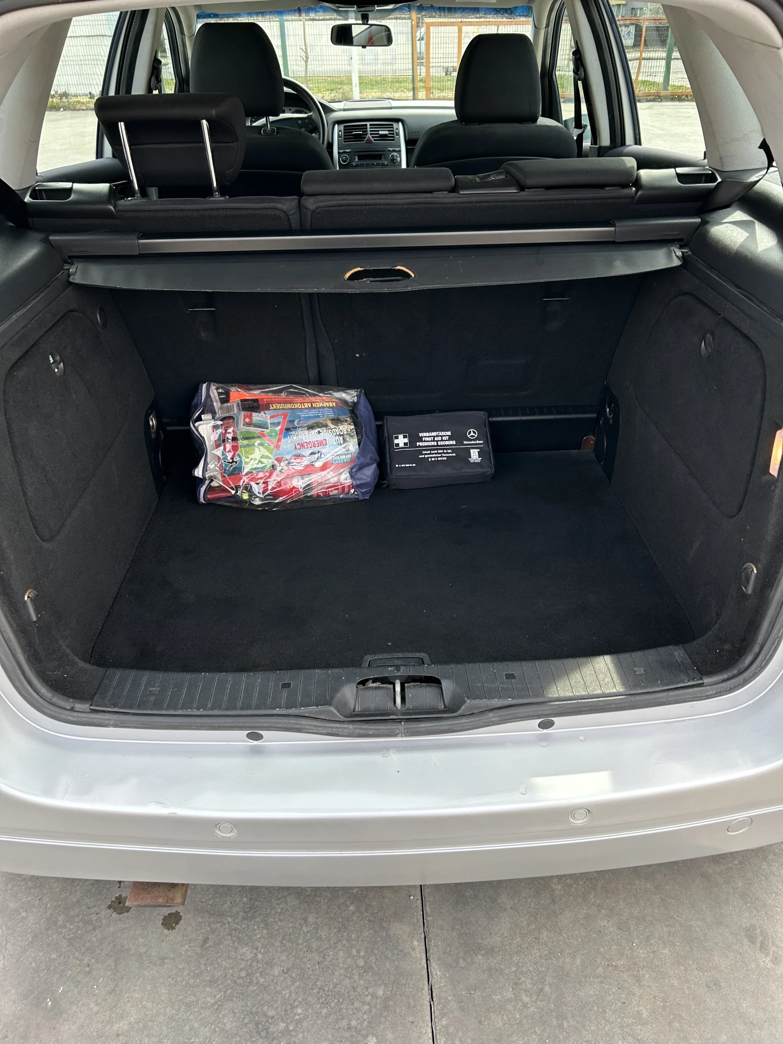 Mercedes-Benz B 180, снимка 12 - Автомобили и джипове - 53936141