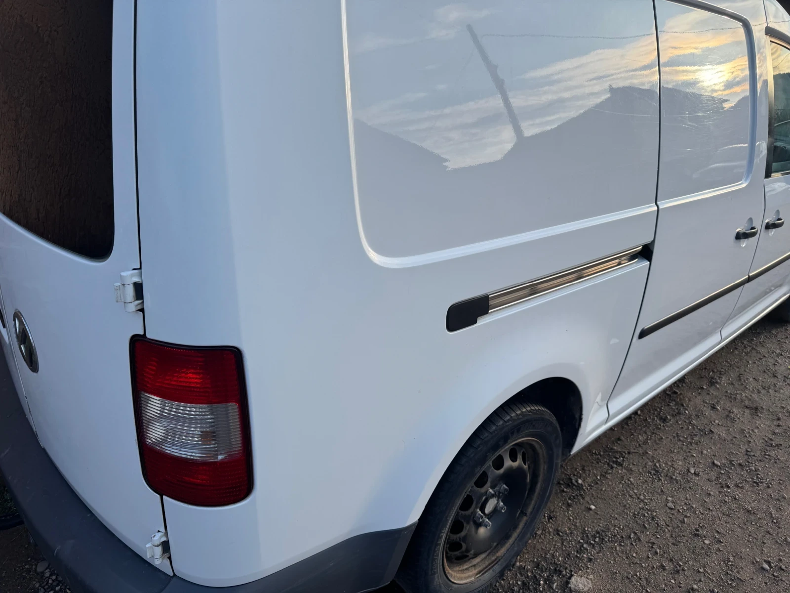 VW Caddy, снимка 17 - Автомобили и джипове - 54114546