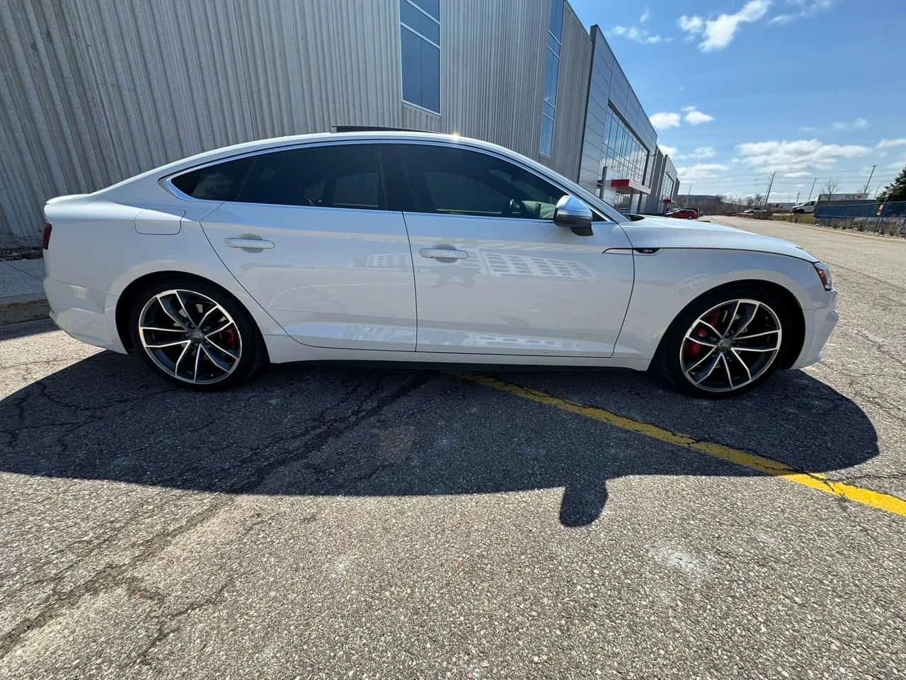 Audi S5 * Technik * CARFAX * Дистроник * Червен салон * , снимка 3 - Автомобили и джипове - 54141489