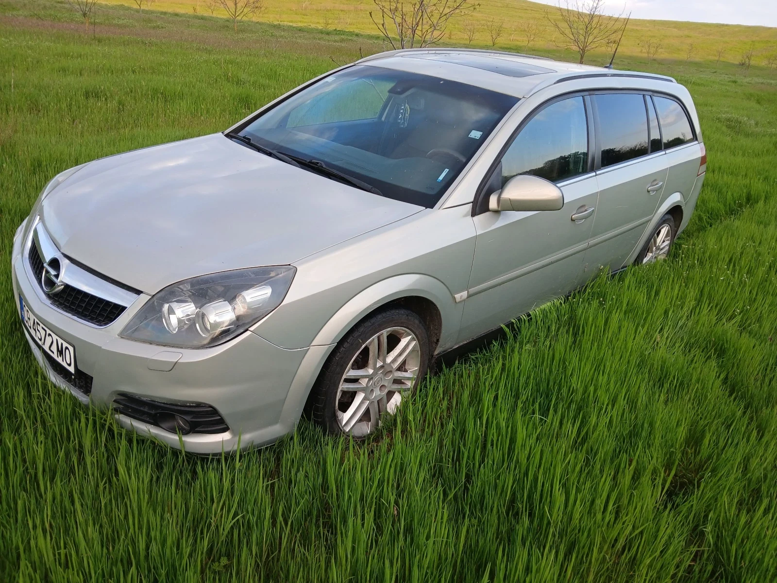 Opel Vectra 1, 9CDTI, снимка 2 - Автомобили и джипове - 54360392