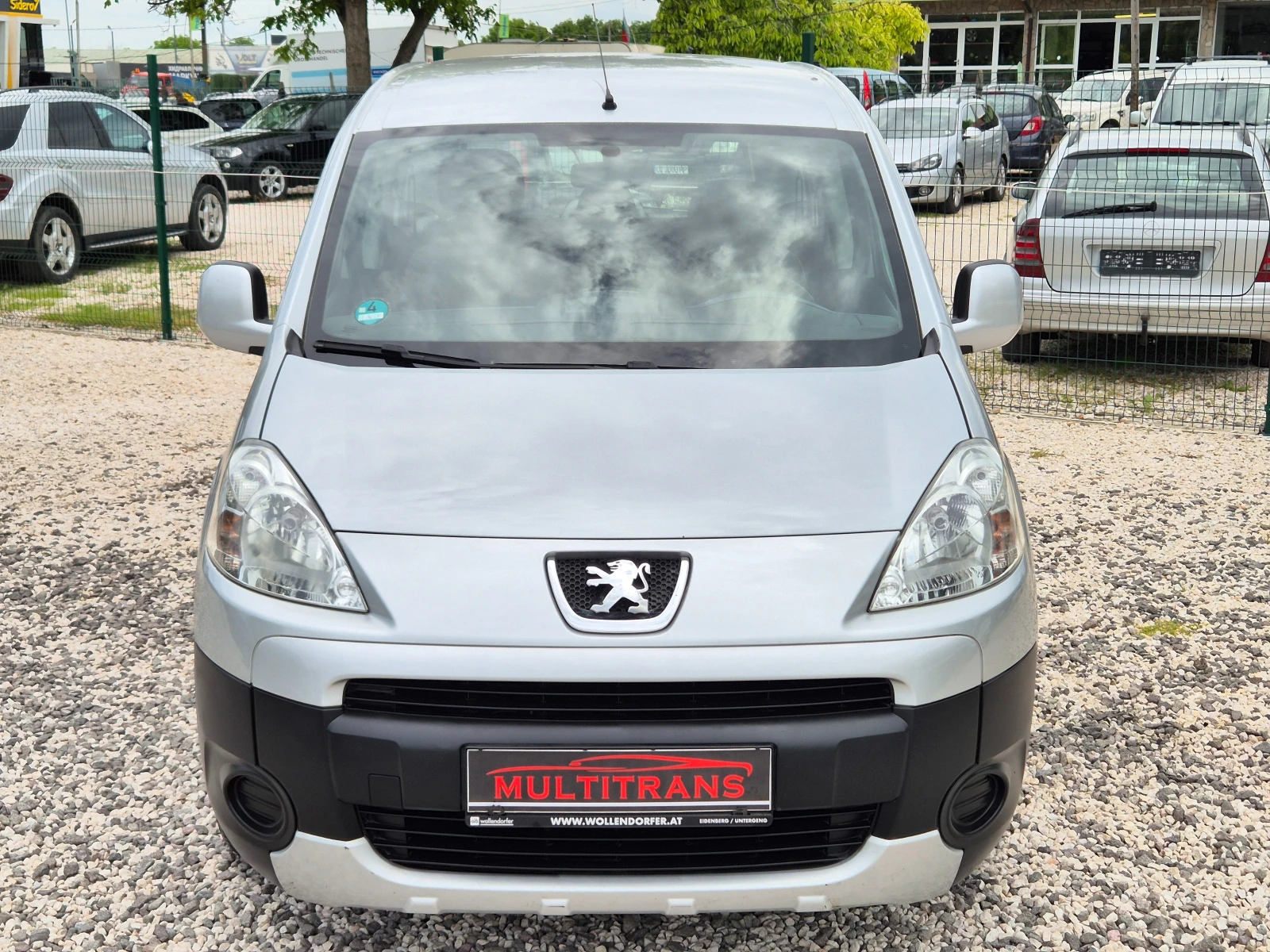 Peugeot Partner * 1.6-120x.км* КАТО НОВА* , снимка 8 - Автомобили и джипове - 54640269