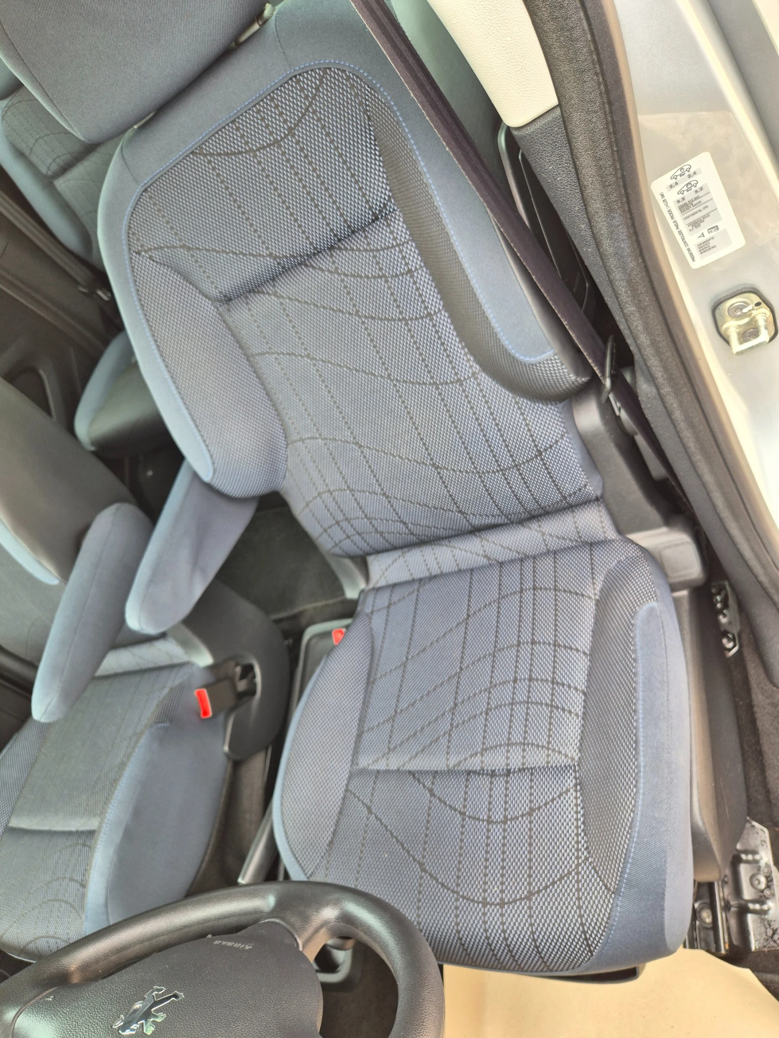 Peugeot Partner * 1.6-120x.км* КАТО НОВА* , снимка 12 - Автомобили и джипове - 54640269