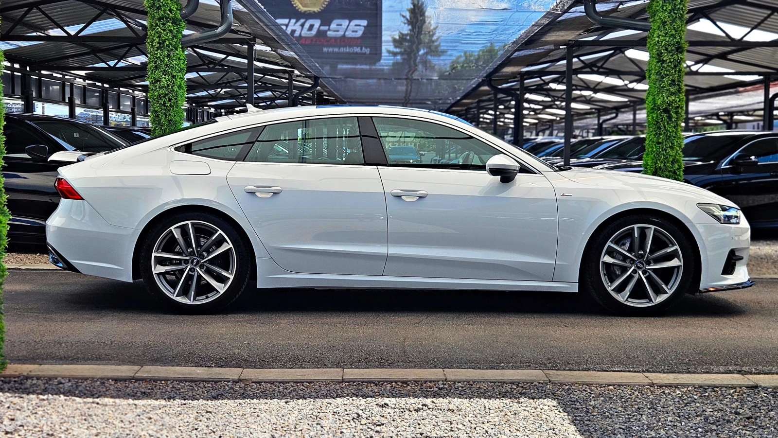 Audi A7 RS7/S-LINE/50TDI/DISTR/PANO/DIGITAL/ПОДГРЕВ/ЛИЗИНГ, снимка 4 - Автомобили и джипове - 54855346