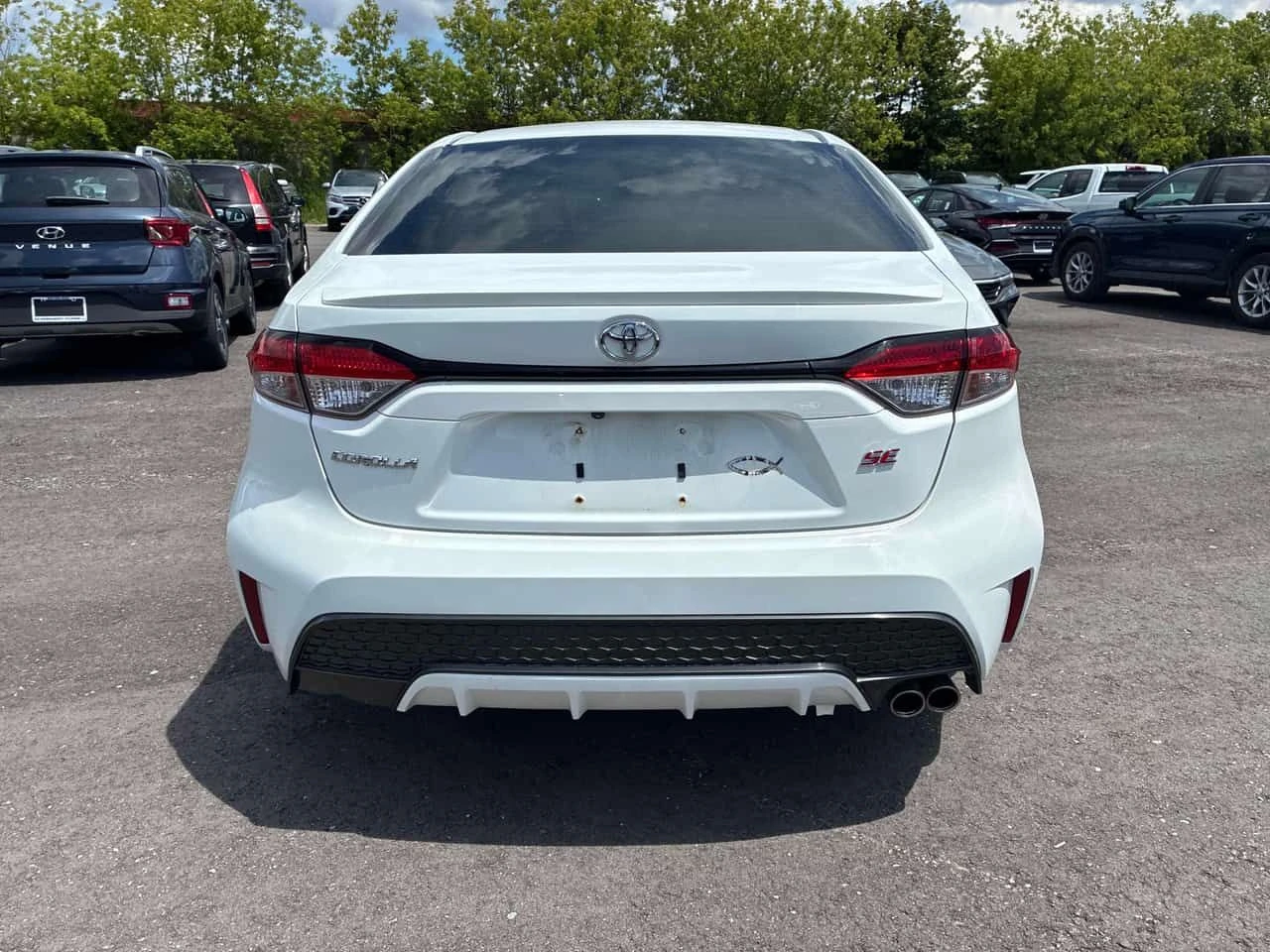 Toyota Corolla SE CVT| ПАМЕТ| ПОДГРЕВИ| ПАНО| 2 ЧИФТА ГУМИ| , снимка 4 - Автомобили и джипове - 55057258