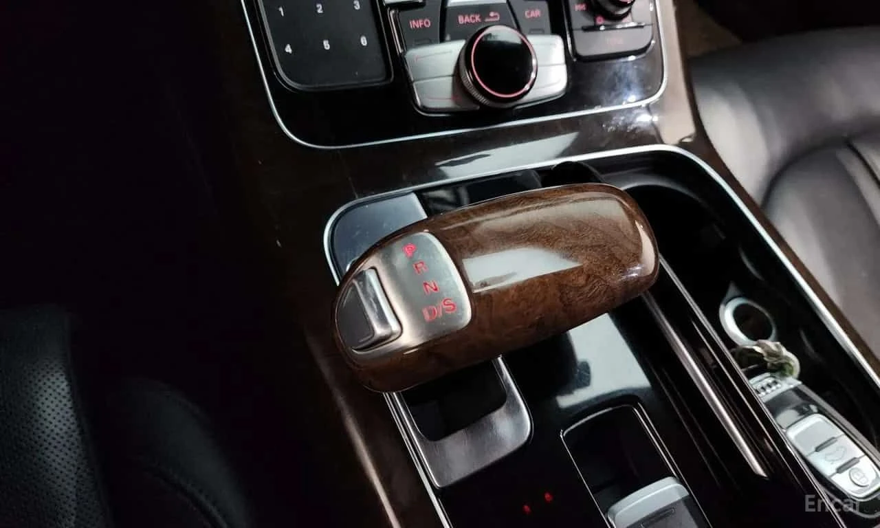 Audi A8 TDI Quattro LWB /ШИБИДАХ/ОБДУХВАНЕ/360, снимка 9 - Автомобили и джипове - 55618754
