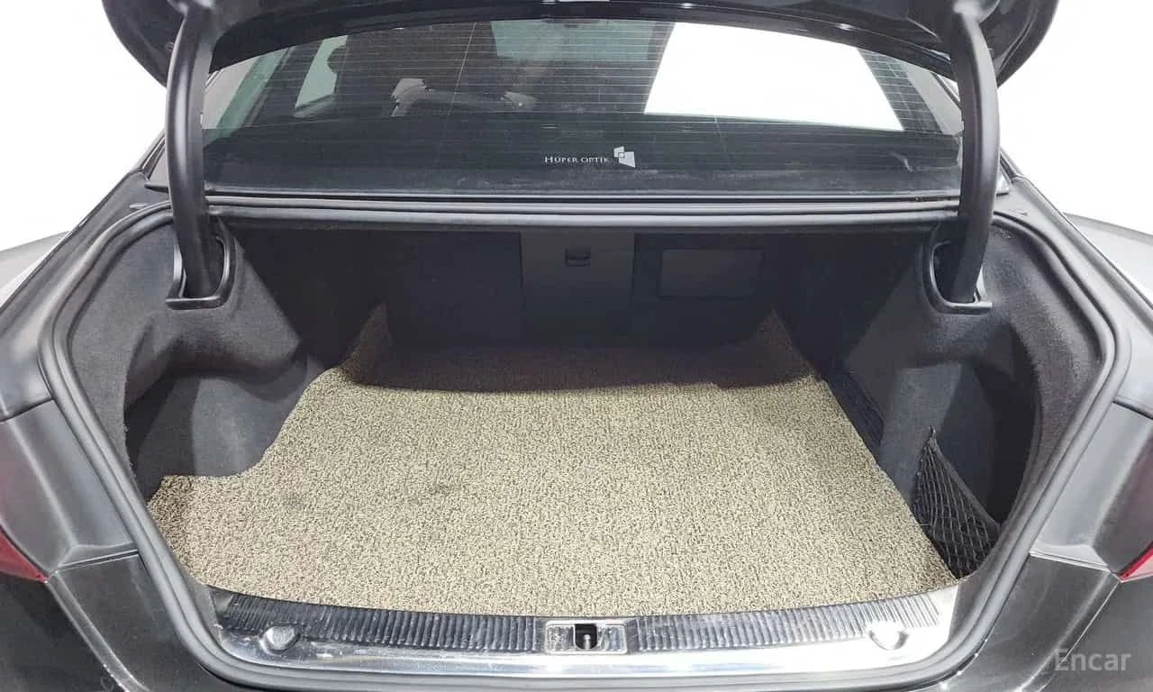 Audi A8 TDI Quattro LWB /ШИБИДАХ/ОБДУХВАНЕ/360, снимка 17 - Автомобили и джипове - 55618754