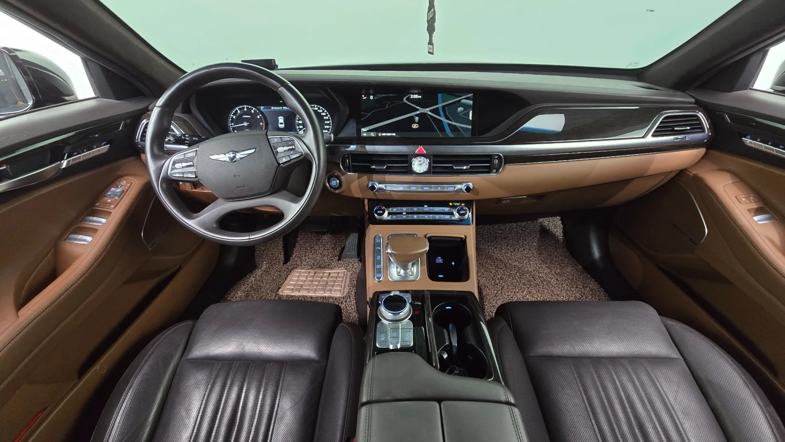 Genesis G90 AWD Luxury, снимка 6 - Автомобили и джипове - 56022367