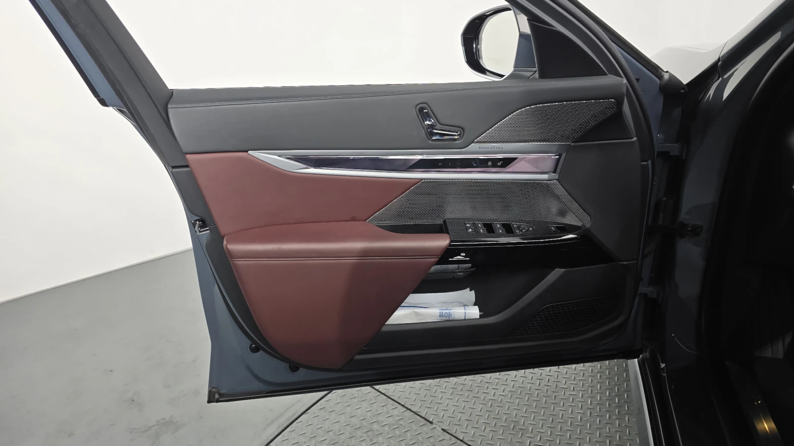 BMW 740 КРАЙНА ЦЕНА, снимка 14 - Автомобили и джипове - 56060414