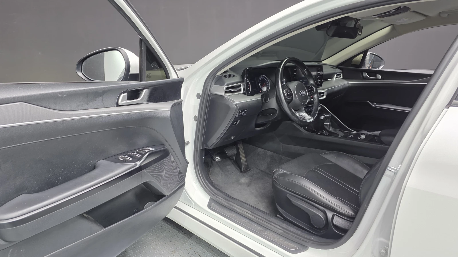 Kia K5 2.0 LPI Standard autogeorge.com, снимка 14 - Автомобили и джипове - 56137549
