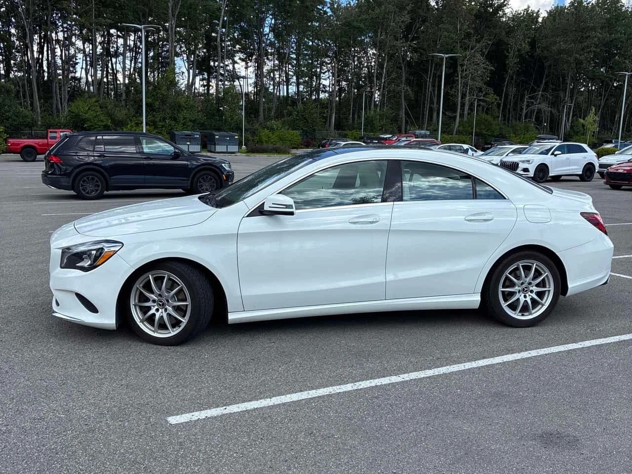 Mercedes-Benz CLA 250 4MATIC* PANORAMA* ПОДГРЕВИ* , снимка 2 - Автомобили и джипове - 56182541