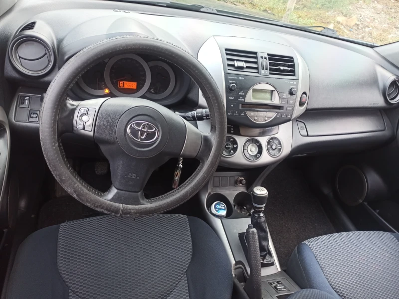 Toyota Rav4, снимка 3 - Автомобили и джипове - 47283982