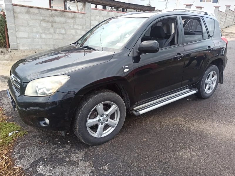 Toyota Rav4, снимка 1 - Автомобили и джипове - 47283982