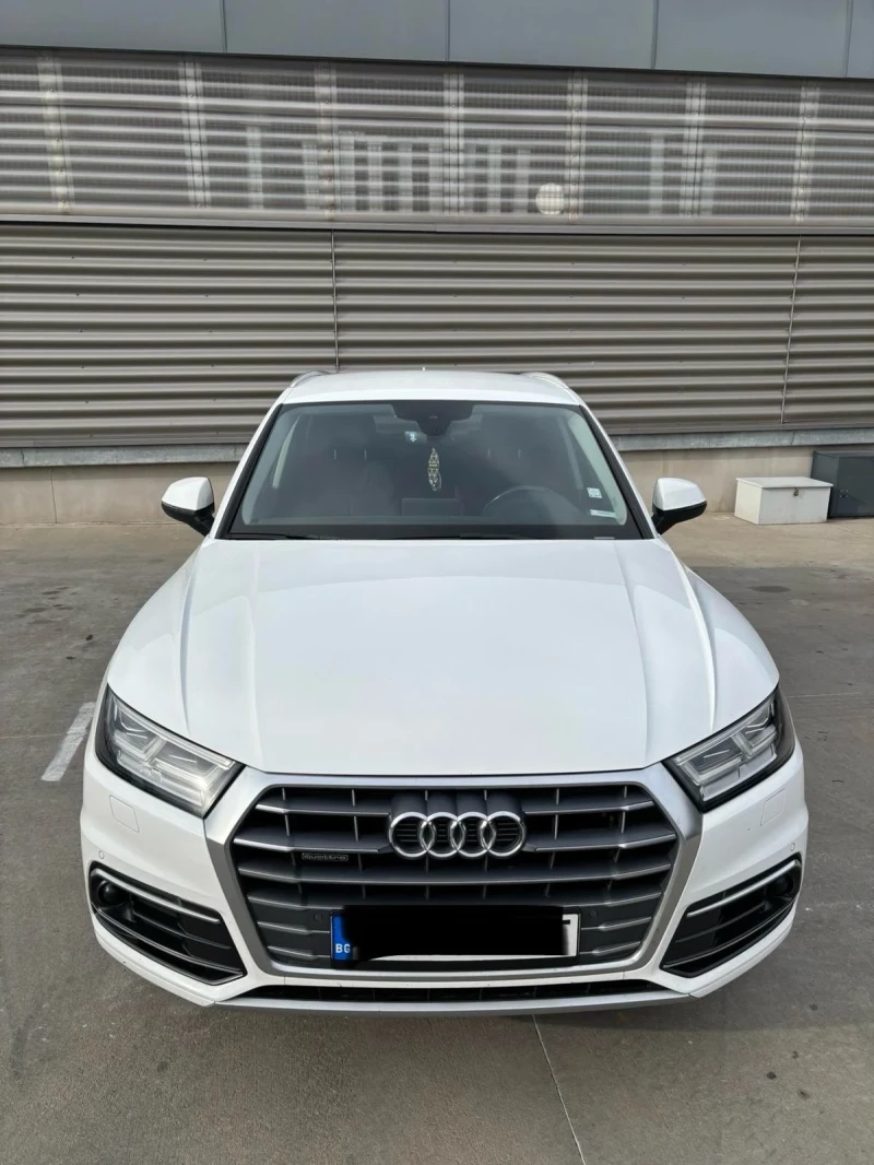 Audi Q5 2.0TDI Quattro , снимка 1 - Автомобили и джипове - 48460642