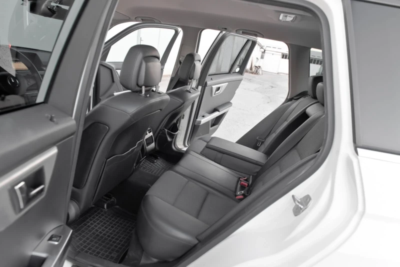 Mercedes-Benz GLK AMG* подгрев* като нов, снимка 13 - Автомобили и джипове - 51859541
