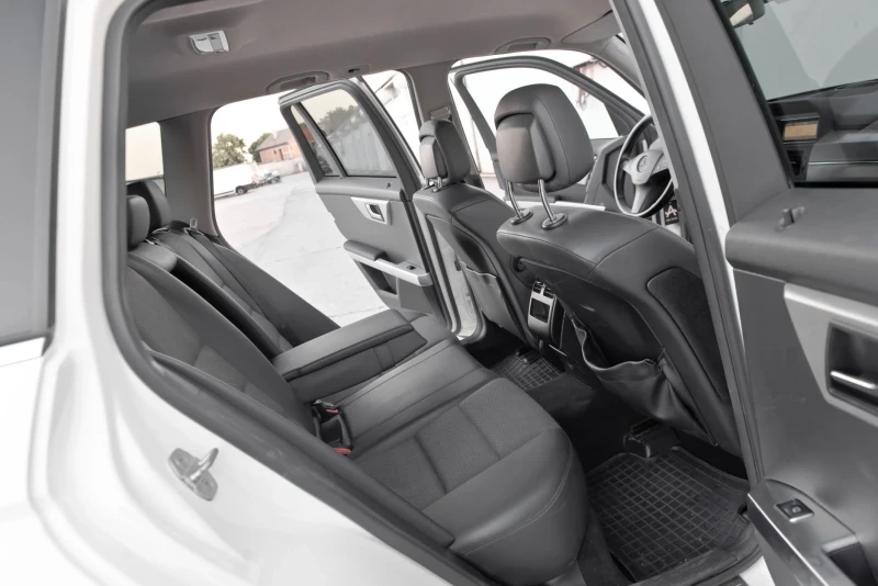 Mercedes-Benz GLK AMG* подгрев* като нов, снимка 14 - Автомобили и джипове - 51859541