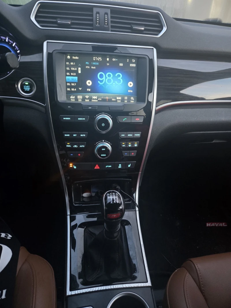Haval H2 Premium, снимка 14 - Автомобили и джипове - 52546118