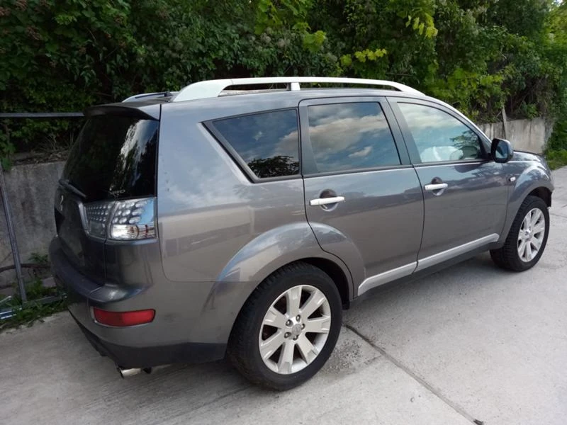 Mitsubishi Outlander 2.2DID и 2.0TDI, снимка 5 - Автомобили и джипове - 29691317