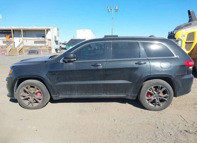 Jeep Grand cherokee SRT-8* Distronic* 8ZF* LED* Обдух* Подгрев* Пано* , снимка 5 - Автомобили и джипове - 48402219