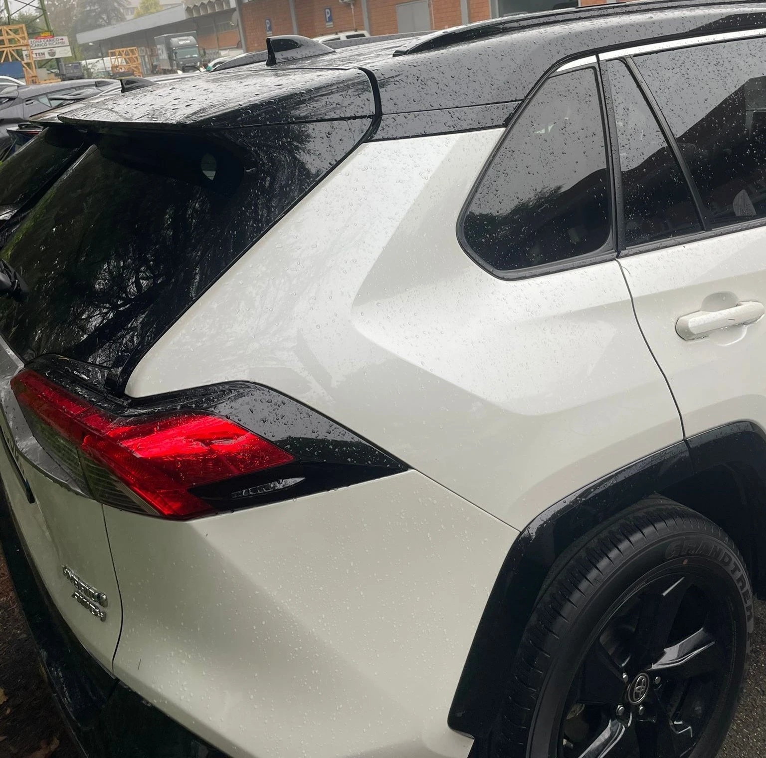 Toyota Rav4 /ГАРАНЦИЯ TOYOTA - изображение 4