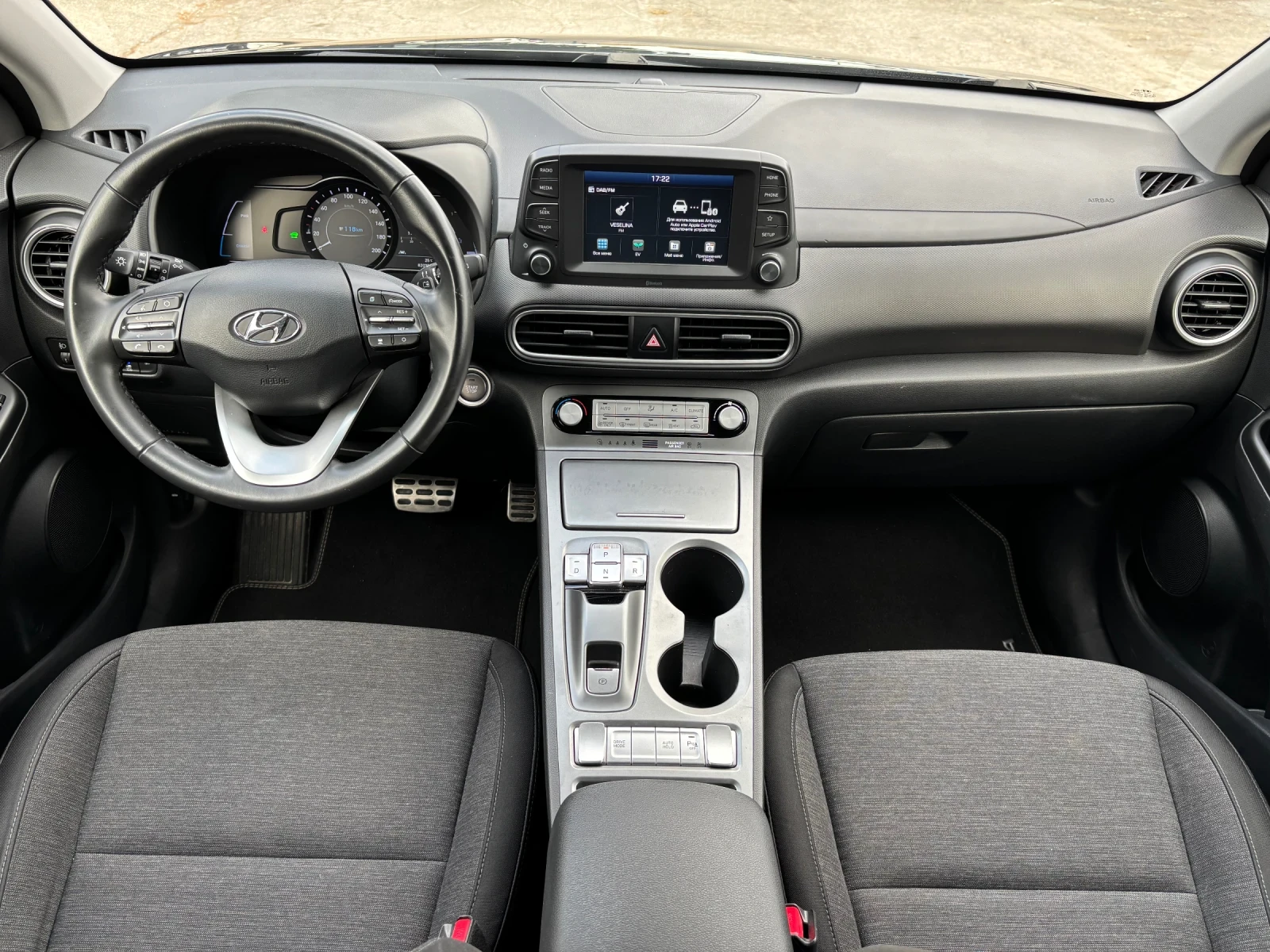 Hyundai Kona Electric / 64 KW /204 к.с./CARPLAY - изображение 10