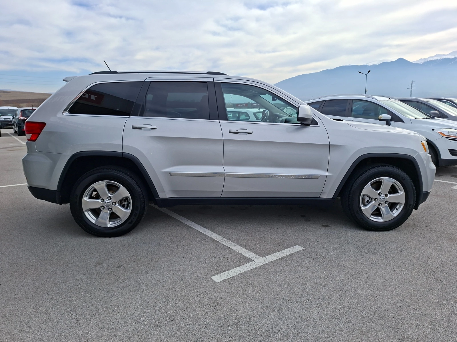 Jeep Grand cherokee 3.6 294hp GPL - изображение 7