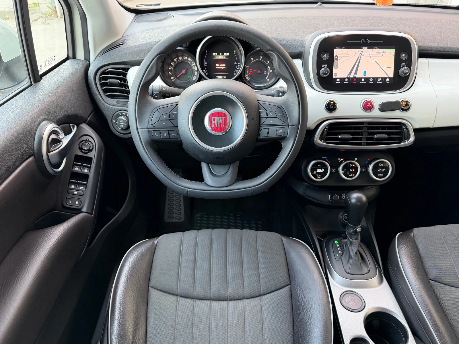 Fiat 500X 1.6 MultiJet-2 NOV #KAMERA#NAVI#KeyLess#KOJA#XENON, снимка 10 - Автомобили и джипове - 54233970