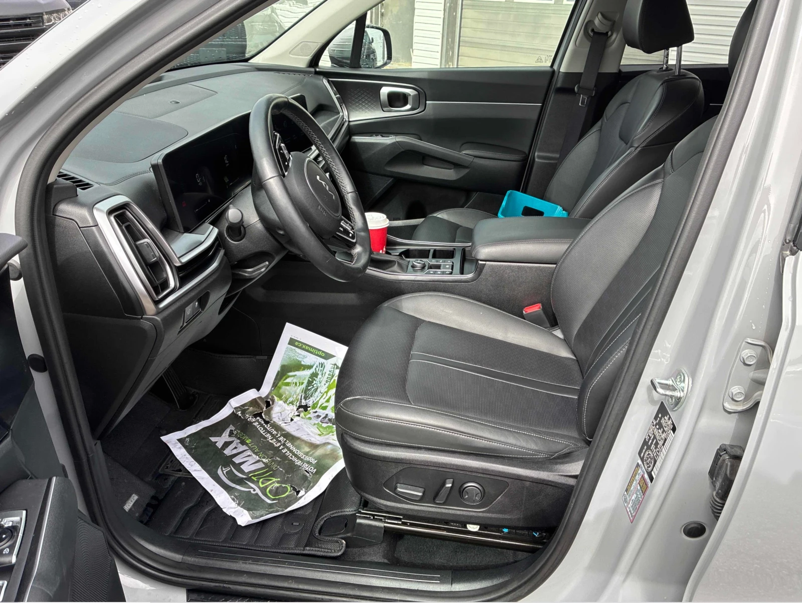 Kia Sorento м.Точки* Камера* Асистенти* ПЪЛНА СЕРВИЗНА* , снимка 8 - Автомобили и джипове - 54400388