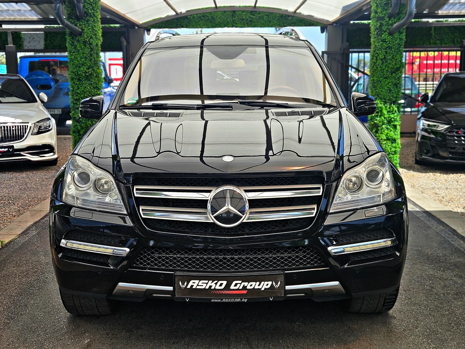 Mercedes-Benz GL 350 TVX3/7MESTA/DISTR/PANO/CAMERA/ПОДГР/HARMAN/AIR/LIZ, снимка 2 - Автомобили и джипове - 54701681