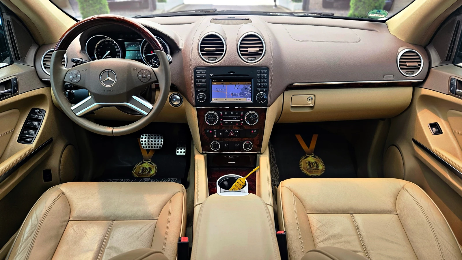 Mercedes-Benz GL 350 TVX3/7MESTA/DISTR/PANO/CAMERA/ПОДГР/HARMAN/AIR/LIZ, снимка 9 - Автомобили и джипове - 54701681
