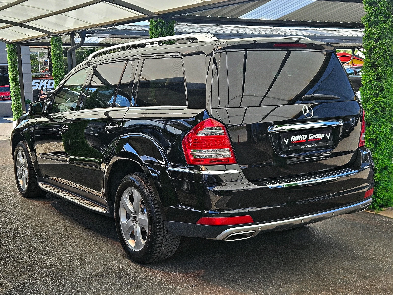 Mercedes-Benz GL 350 TVX3/7MESTA/DISTR/PANO/CAMERA/ПОДГР/HARMAN/AIR/LIZ, снимка 7 - Автомобили и джипове - 54701681