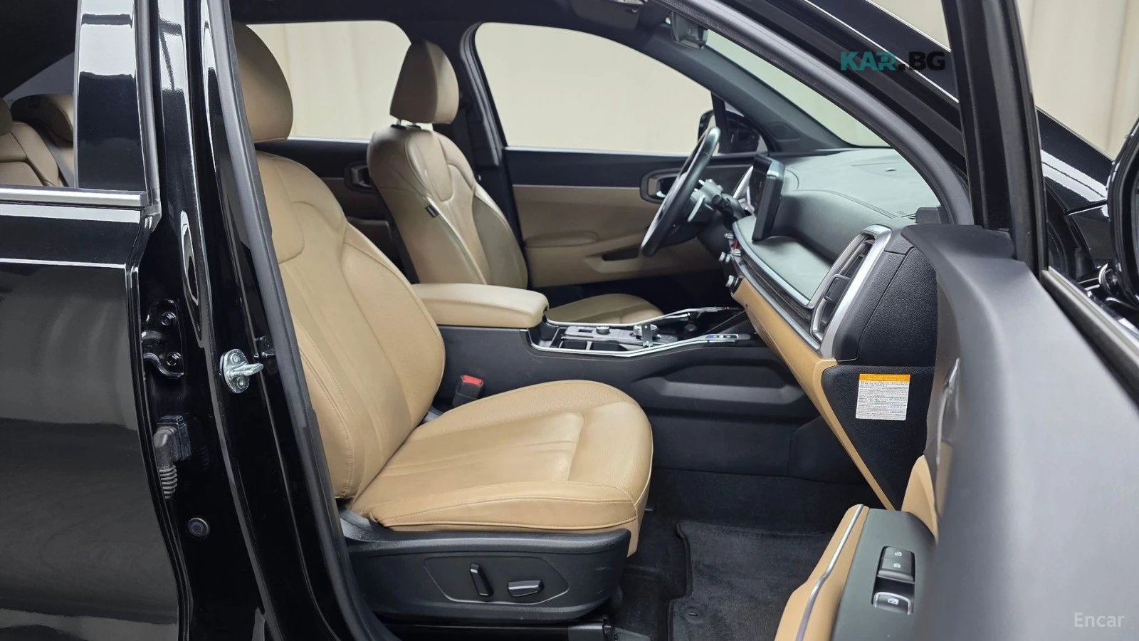 Kia Sorento PRESTIGE* HEV-1.6* DRIVE-ASSISTS* REAR-CAMERA* , снимка 14 - Автомобили и джипове - 54883978