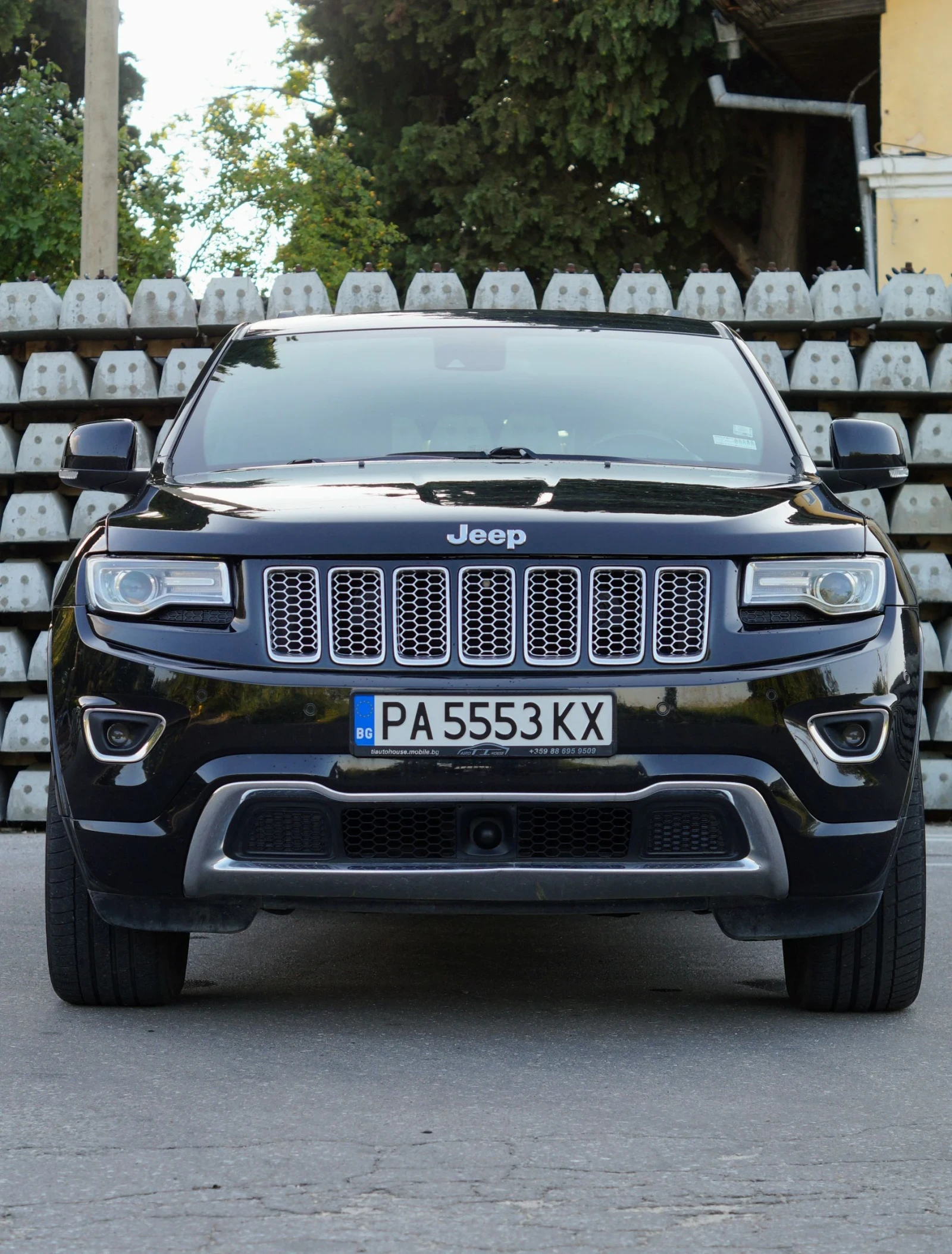 Jeep Grand cherokee 3.0 Diesel, снимка 2 - Автомобили и джипове - 55475452