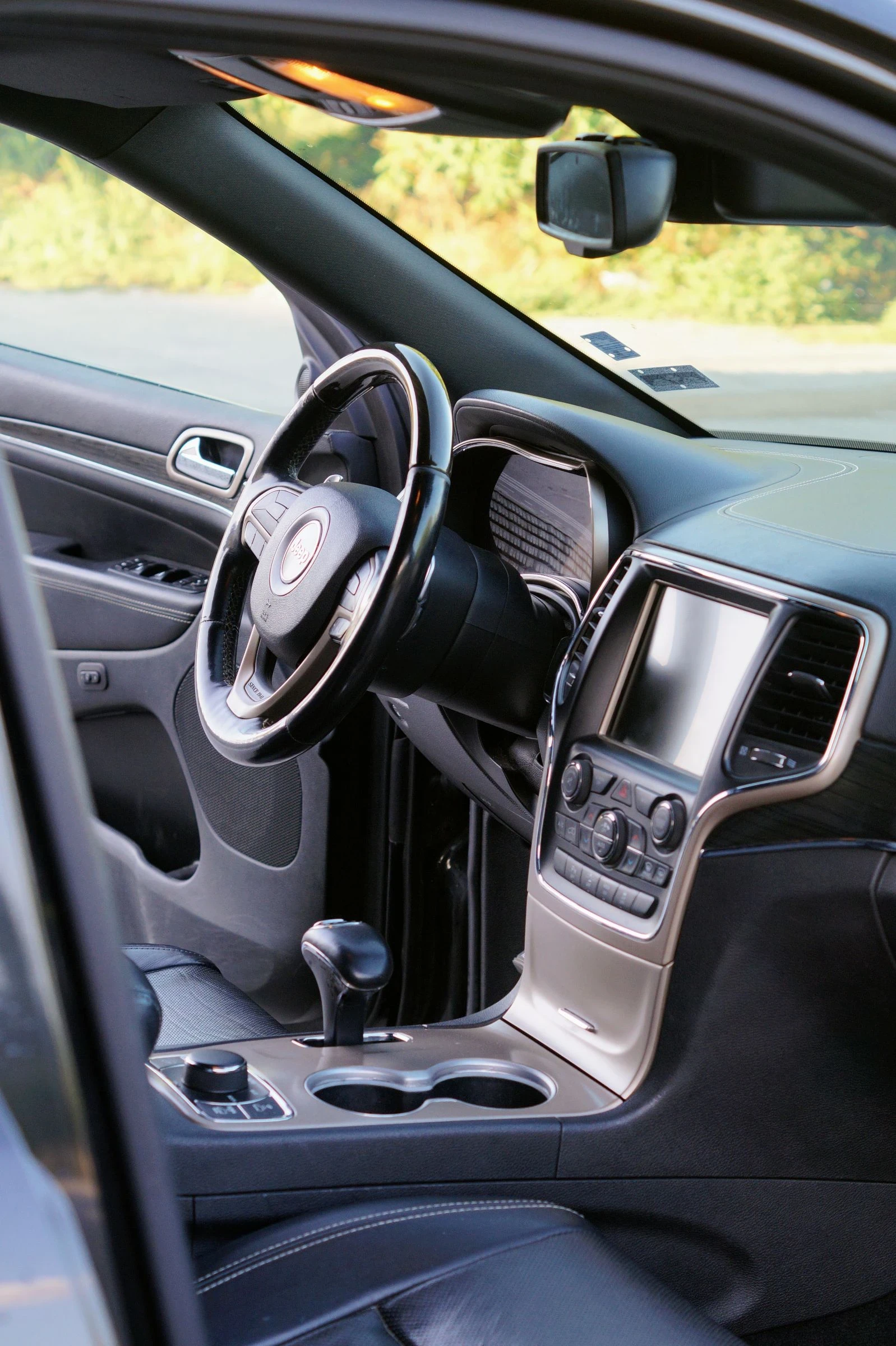 Jeep Grand cherokee 3.0 Diesel, снимка 5 - Автомобили и джипове - 55475452