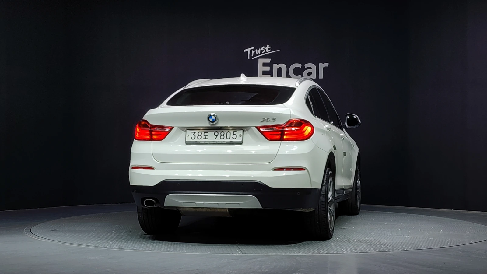 BMW X4 xDrive20d* HUD* ЕЛ. БАГАЖНИК* ЛЮК* КРАЙНА ЦЕНА, снимка 4 - Автомобили и джипове - 55496076