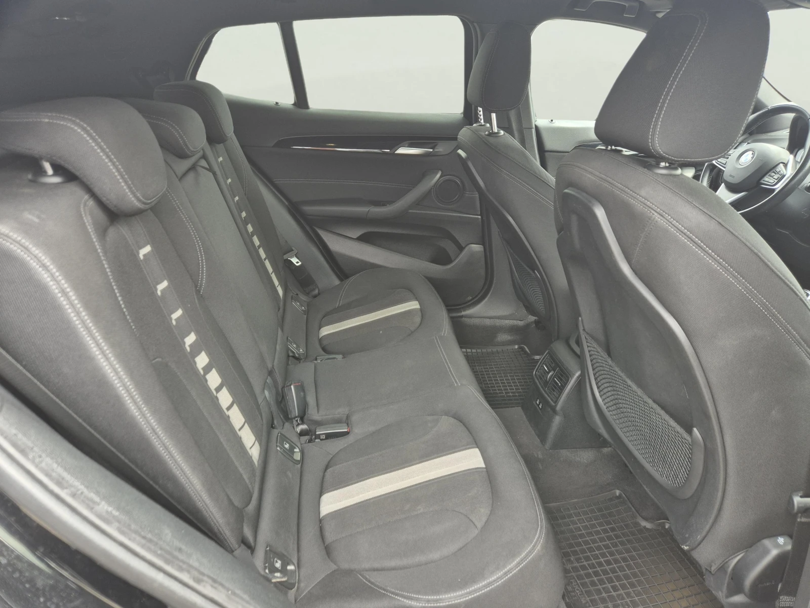 BMW X2 2.0 D, снимка 9 - Автомобили и джипове - 55658496