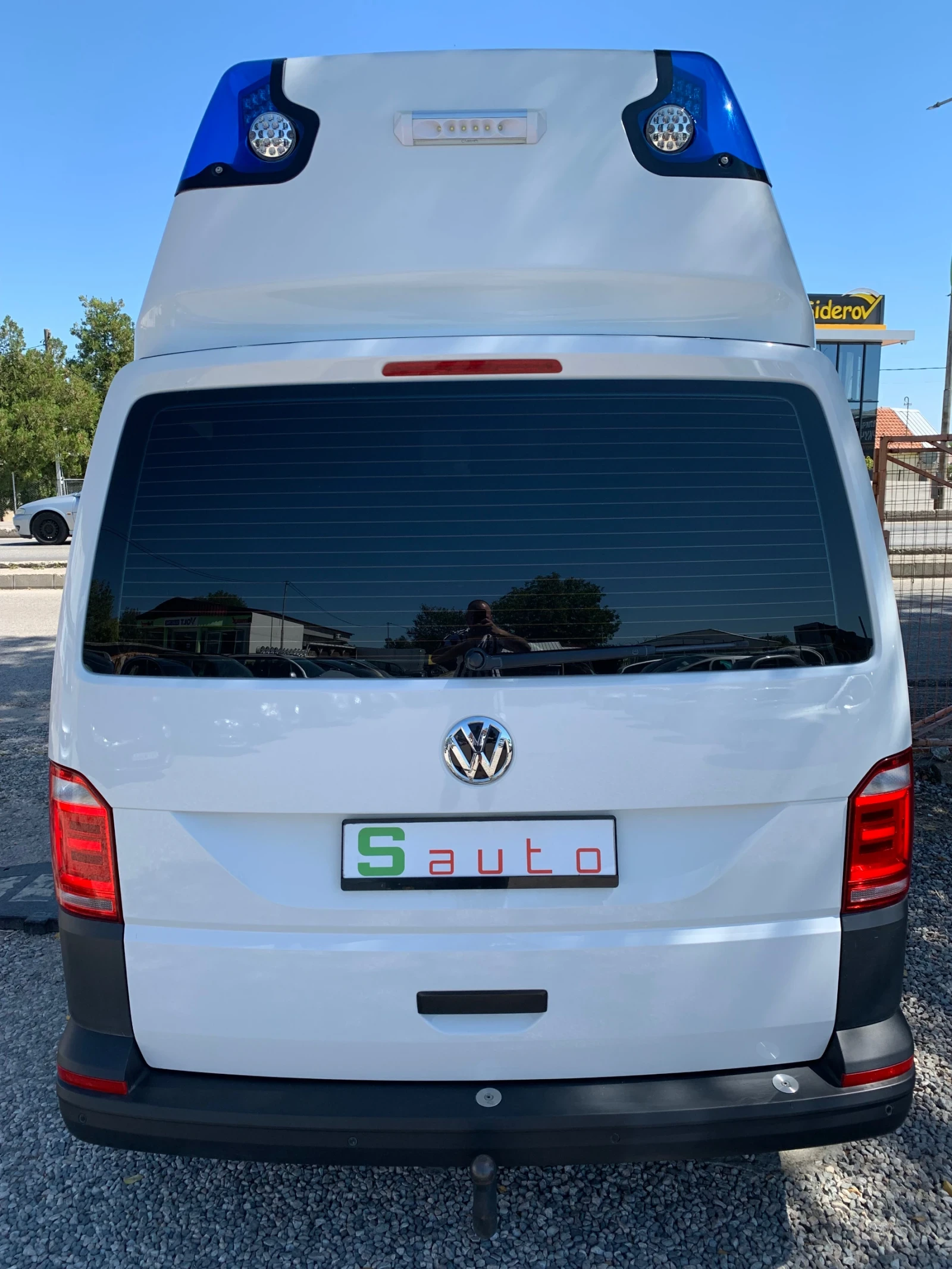 VW Transporter T6 2.0TDI 4MOTION - изображение 4