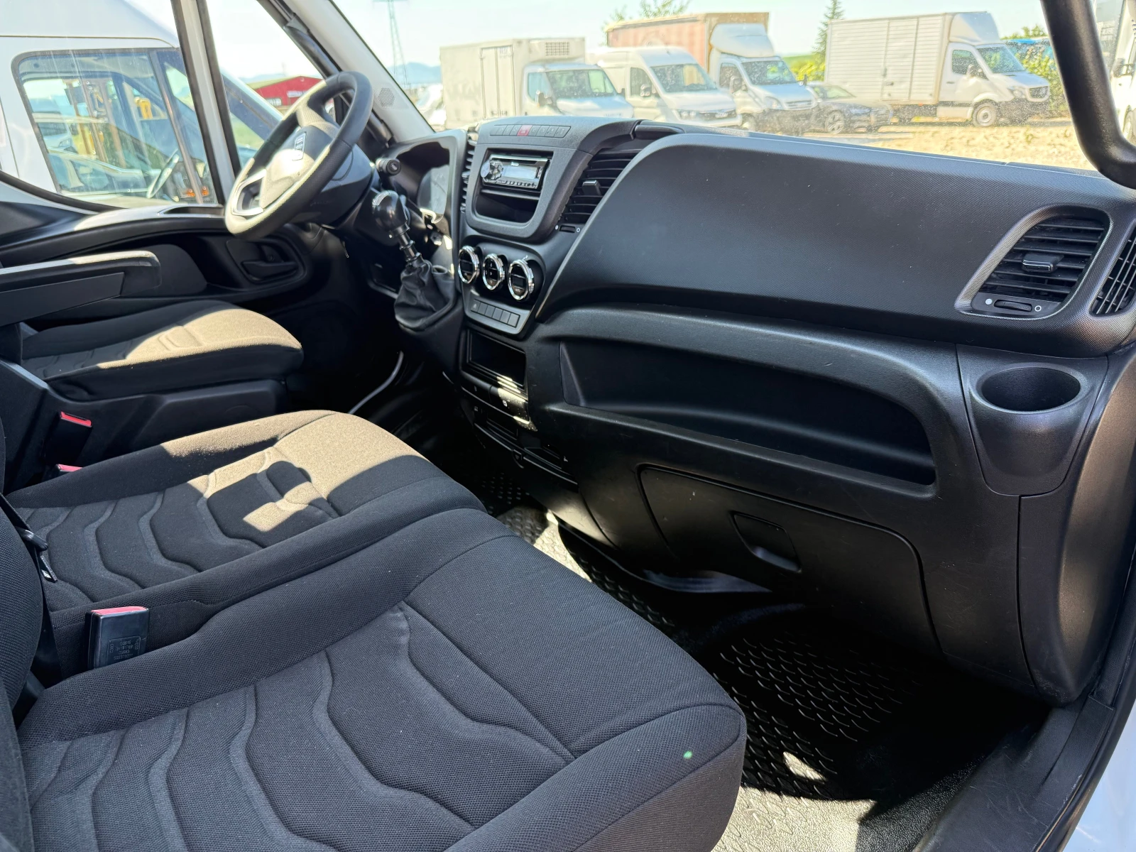 Iveco Daily 35C15 3.0 EURO5B, снимка 12 - Бусове и автобуси - 55239067
