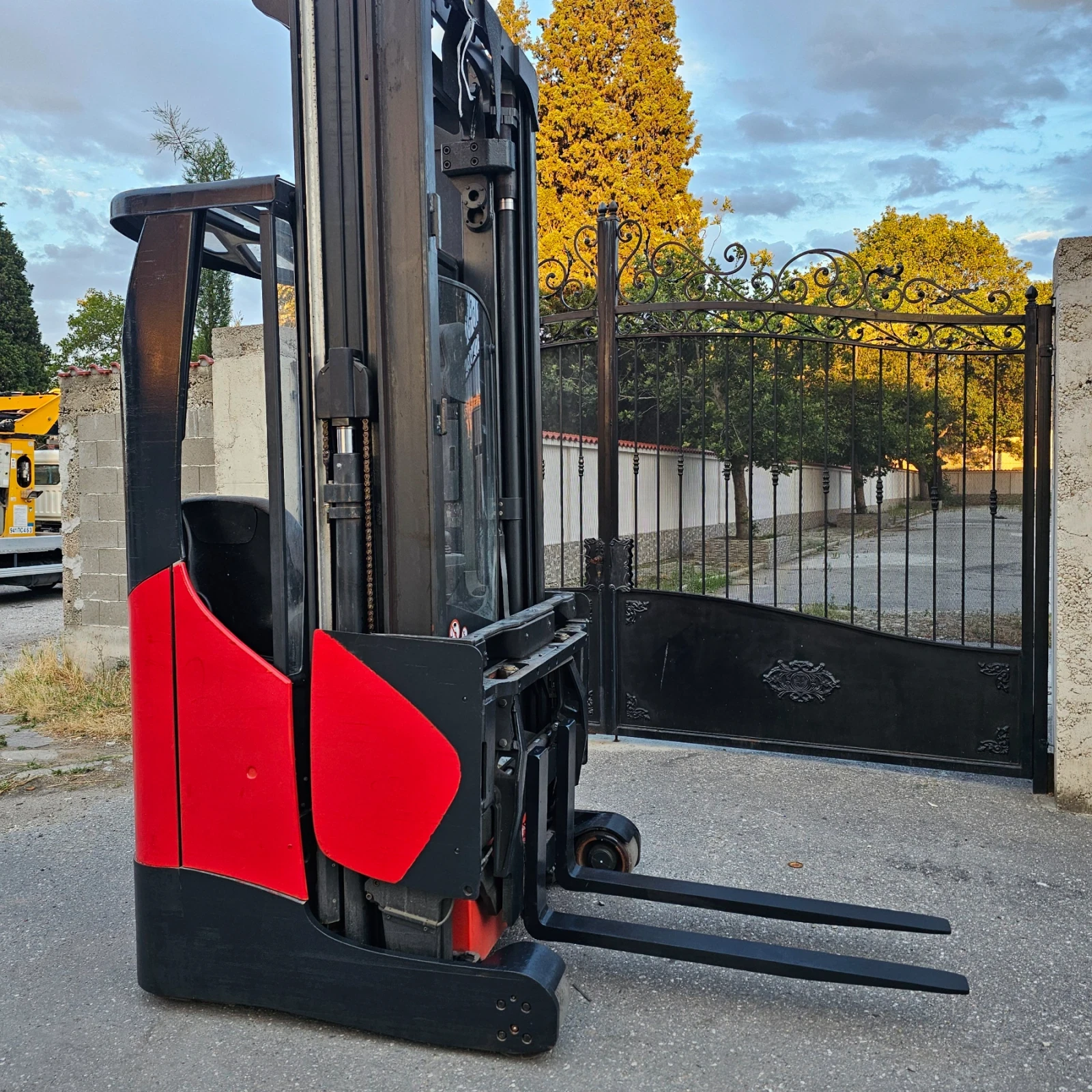 Електрокар Linde R14x