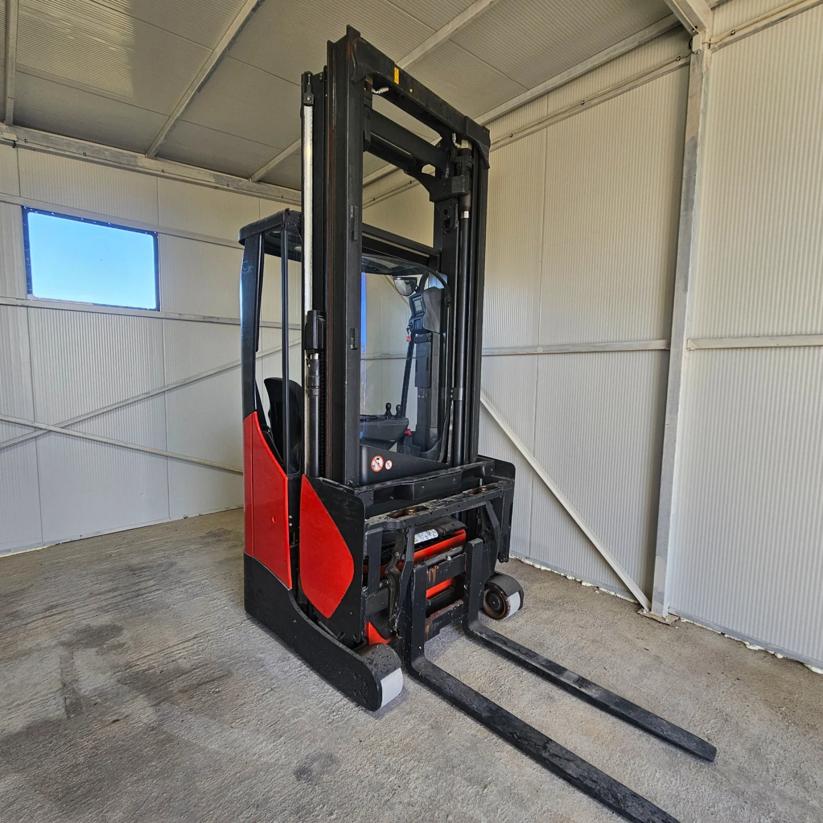 Електрокар Linde R14x
