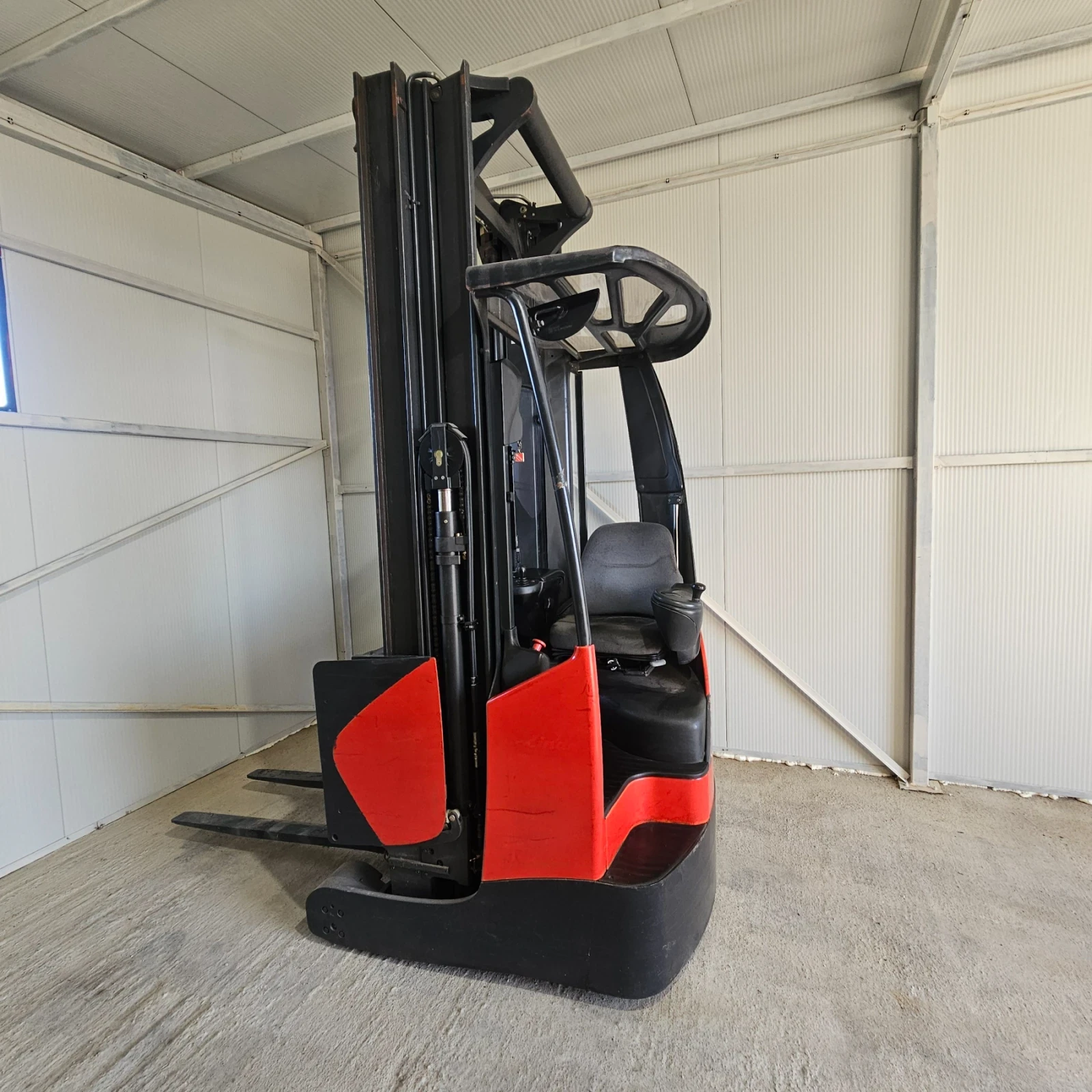 Електрокар Linde R14x, снимка 3 - Индустриална техника - 56545345