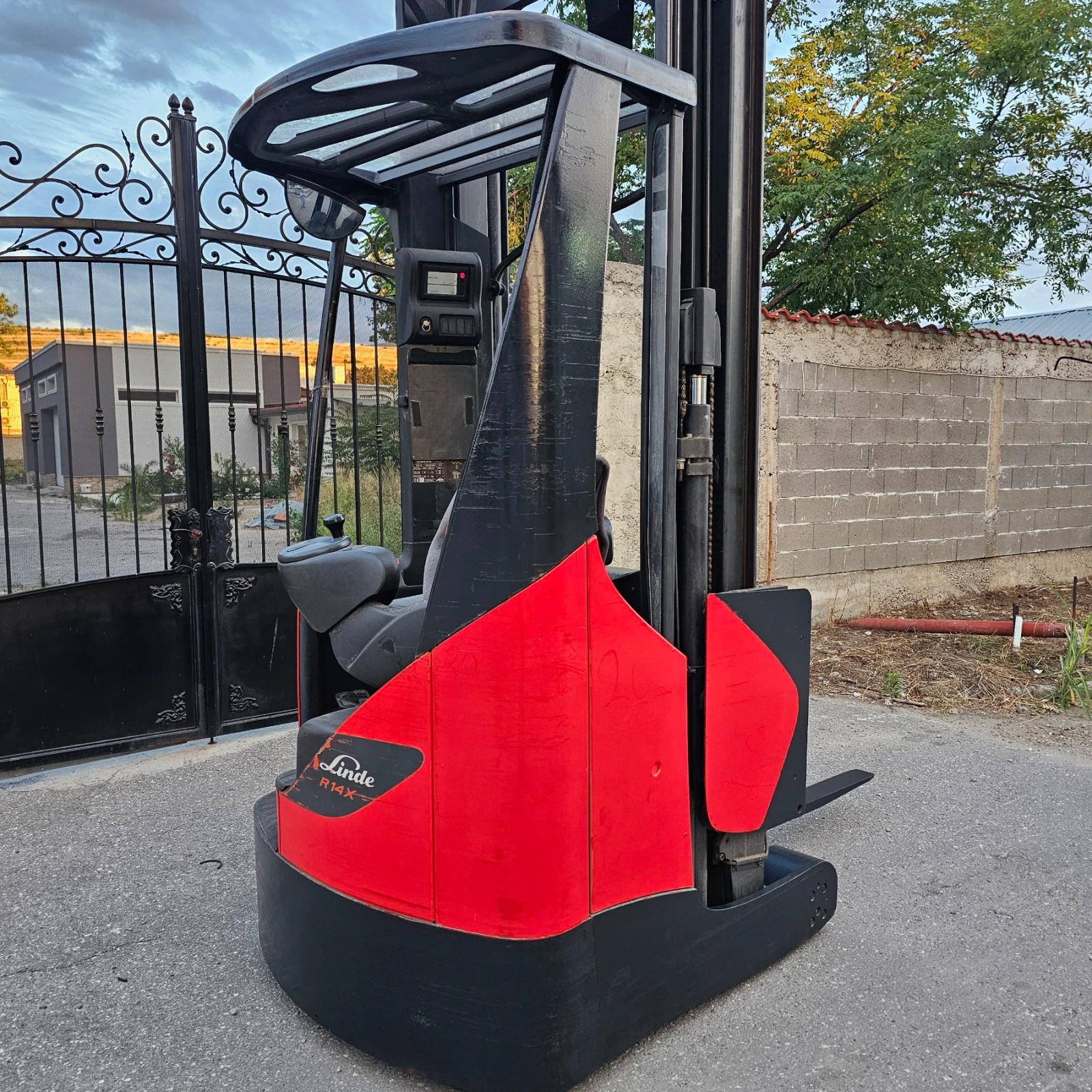 Електрокар Linde R14x, снимка 3 - Индустриална техника - 56046874
