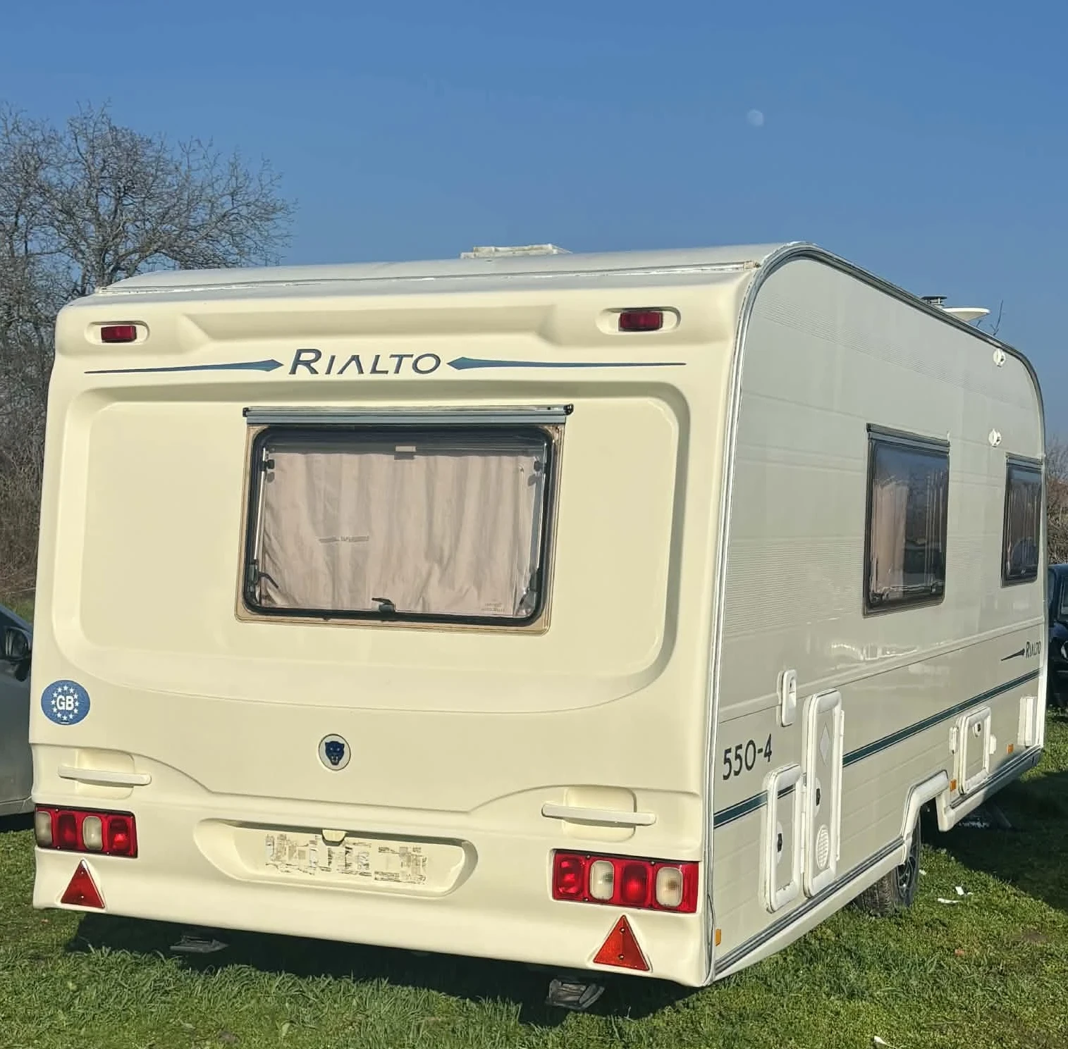 Каравана Avondale Rialto 550-4 - изображение 4