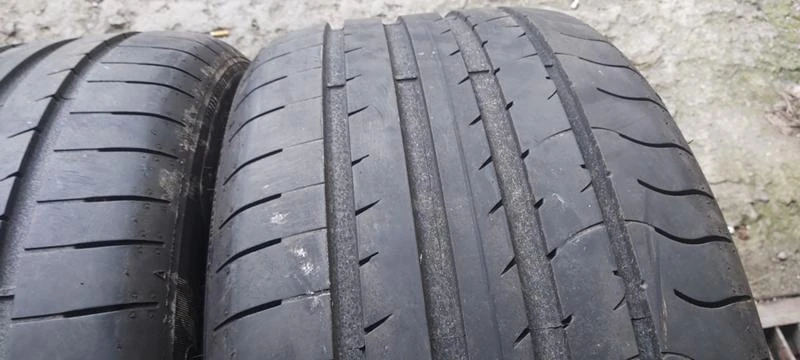 Гуми Летни 245/40R18, снимка 4 - Гуми и джанти - 35148525