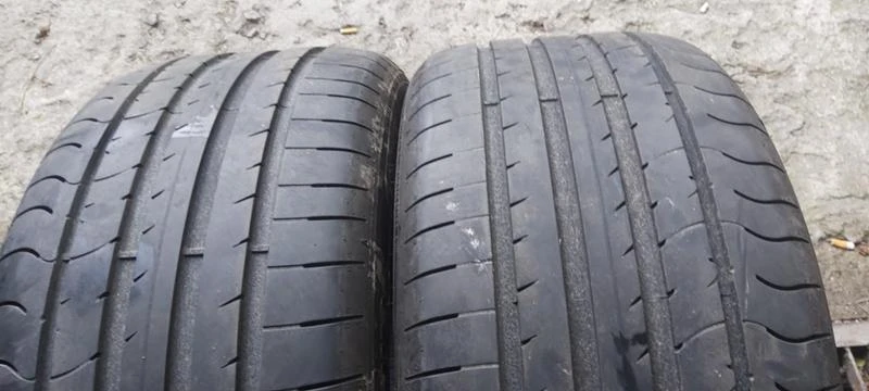 Гуми Летни 245/40R18, снимка 2 - Гуми и джанти - 35148525