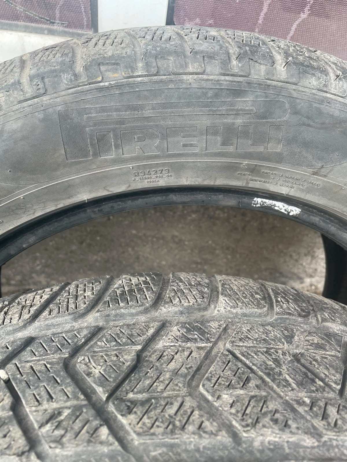 Гуми Зимни 235/55R19, снимка 6 - Гуми и джанти - 56201721