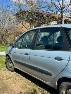 Renault Scenic Газ-Бензин, снимка 2