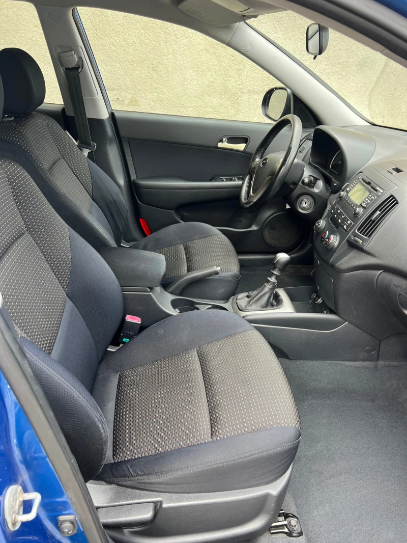 Hyundai I30, снимка 12 - Автомобили и джипове - 46689154