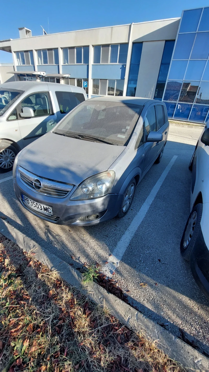 Opel Zafira, снимка 1 - Автомобили и джипове - 47982460