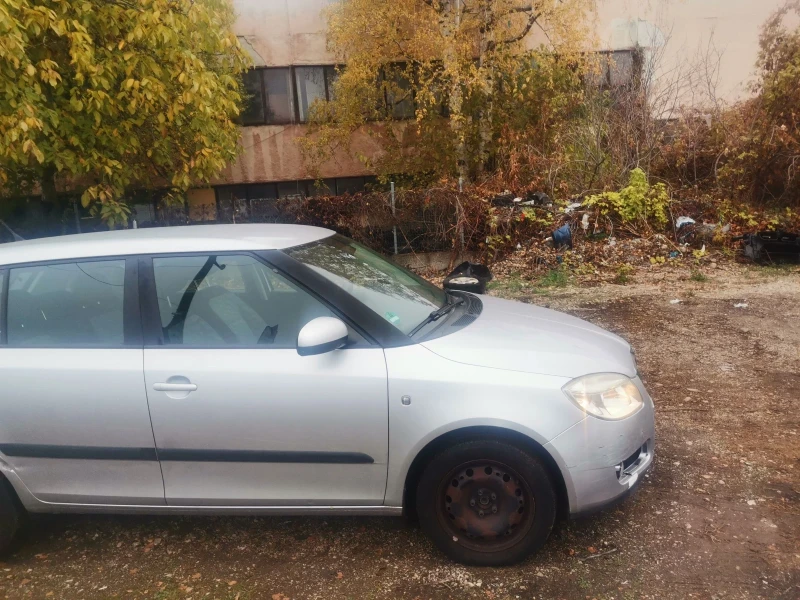 Skoda Fabia 1.2HTP 72000KM, снимка 7 - Автомобили и джипове - 47988430